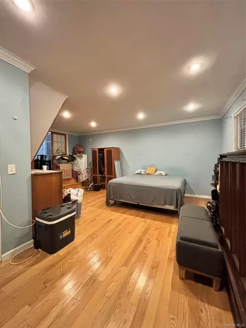 Bedroom - 3614 Paulding Ave, New York, NY 10469 photo 2 of 7
