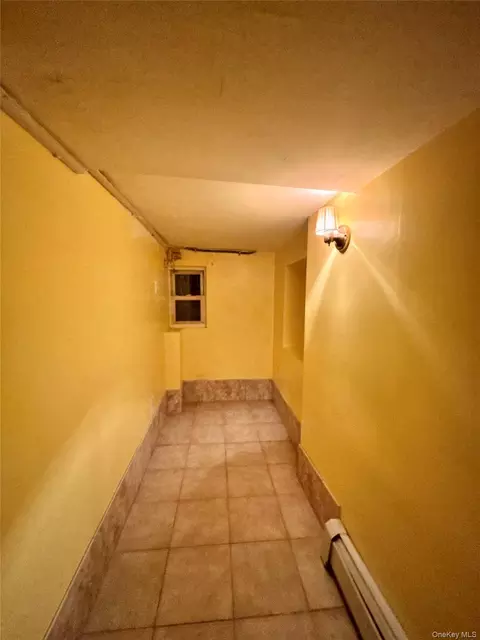 Entry Way - 3614 Paulding Ave, New York, NY 10469 photo 6 of 6