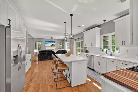 Kitchen - 112 Elise Dr, Wallkill, NY 10941 photo 2 of 2