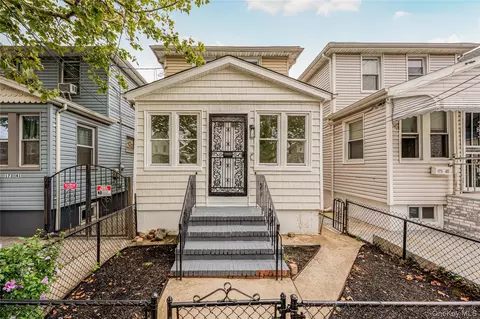 103 103 Rd, New York, NY 11433