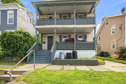 Exterior - 931 2nd St, Peekskill, NY 10566 photo 2 of 7