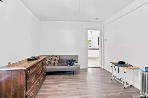 Entry Way - 931 2nd St, Peekskill, NY 10566 photo 1 of 2