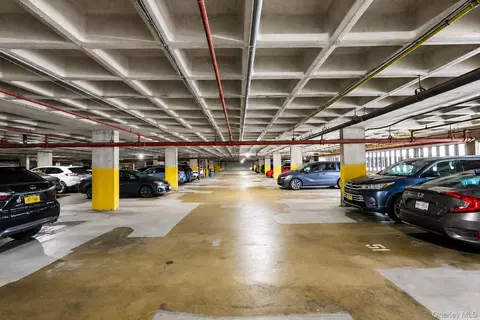 Exterior - 150-38 Union Tpke #8D, Flushing, NY 11367 photo 3 of 4