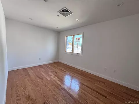 Bedroom - 147-15 22nd Ave, New York, NY 11357 photo 4 of 4