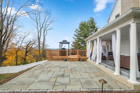 Exterior - 27 Ryder Rd, Ossining, NY 10562 photo 3 of 6