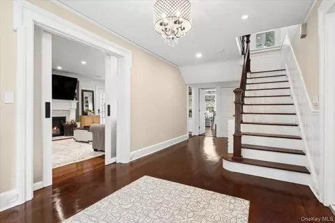 Entry Way - 27 Ryder Rd, Ossining, NY 10562 photo 1 of 3