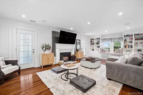 Living - 27 Ryder Rd, Ossining, NY 10562 photo 1 of 2