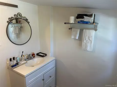 Bath - 970 E Main St, Riverhead, NY 11901 photo 3 of 4