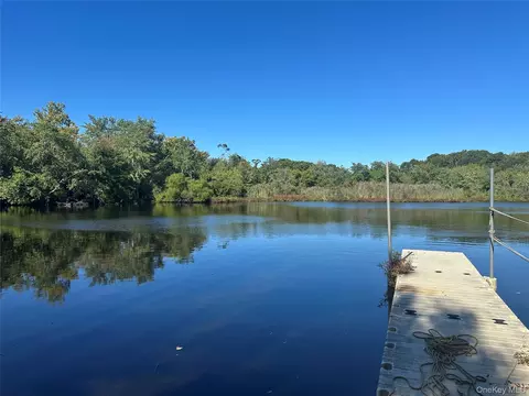 View/Area - 970 E Main St, Riverhead, NY 11901 photo 1 of 5