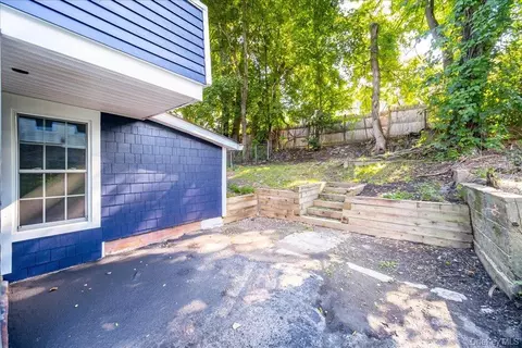 Exterior - 91 Delafield St, Poughkeepsie, NY 12601 photo 5 of 7