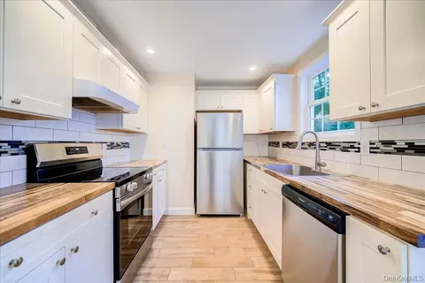 Kitchen - 91 Delafield St, Poughkeepsie, NY 12601 photo 1 of 2