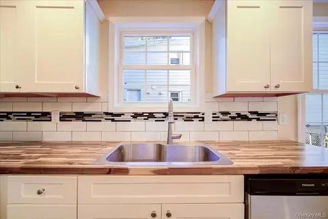 Kitchen - 91 Delafield St, Poughkeepsie, NY 12601 photo 2 of 2