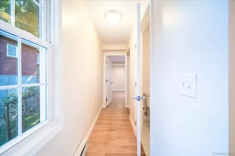 Entry Way - 91 Delafield St, Poughkeepsie, NY 12601 photo 2 of 6