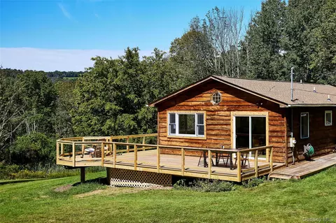 50 Hahn Rd, Callicoon, NY 12758