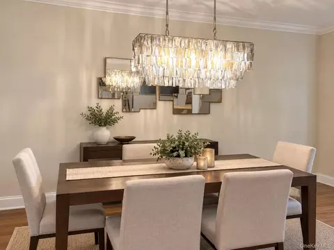 Dining - 9 Redtwig Ct, Peekskill, NY 10566 photo 2 of 3