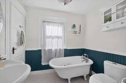 Bath - 258 N Ocean Ave, Patchogue, NY 11772 photo 1 of 3