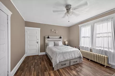 Bedroom - 258 N Ocean Ave, Patchogue, NY 11772 photo 3 of 3