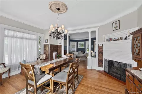 Dining - 258 N Ocean Ave, Patchogue, NY 11772 photo 2 of 2