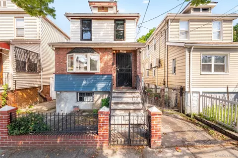 1787 Randall Ave, New York, NY 10473