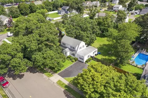 View/Area - 297 Maple Ave, Patchogue, NY 11772 photo 1 of 2