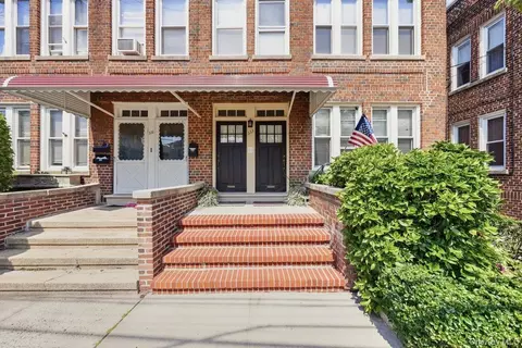 333 E 238th St, New York, NY 10470