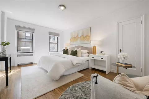 350 Cabrini Blvd #7N, New York, NY 10040