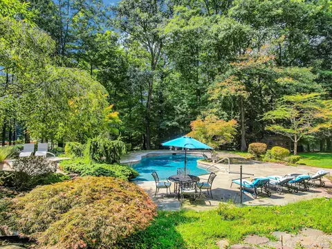 35 Senator Levy Dr, Ramapo, NY 10901