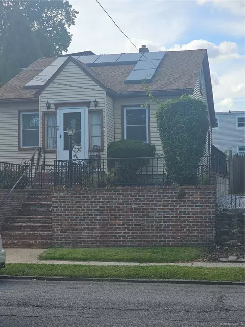 597 Kimball Ave, Yonkers, NY 10704