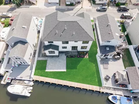2849 Alder Rd, Bellmore, NY 11710