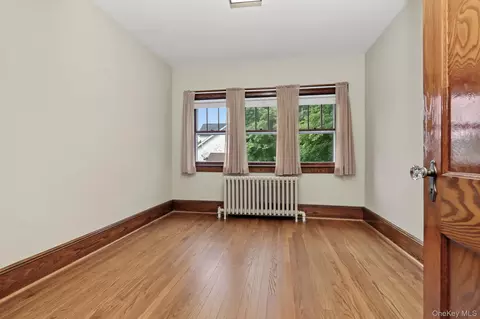Bedroom - 1118 Hudson Ave, Peekskill, NY 10566 photo 3 of 3