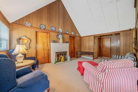 Living - 1 E Jackwill Rd, Brookhaven, NY 11772 photo 2 of 2