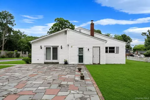 Exterior - 1 E Jackwill Rd, Brookhaven, NY 11772 photo 4 of 6