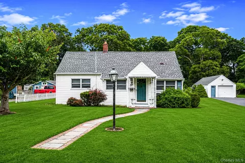 Exterior - 1 E Jackwill Rd, Brookhaven, NY 11772 photo 6 of 6