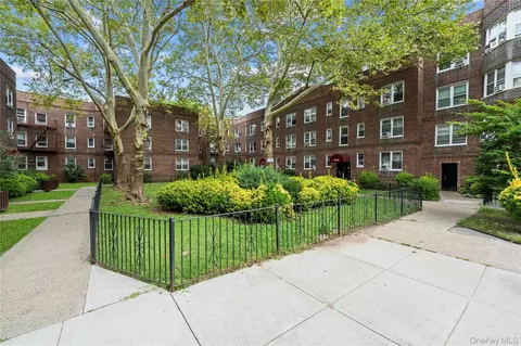 Exterior - 141-39 78th Rd #2P, Flushing, NY 11367 photo 1 of 1