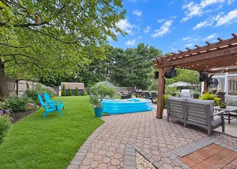 Exterior - 76 Corbin Ave, Brookhaven, NY 11772 photo 7 of 7