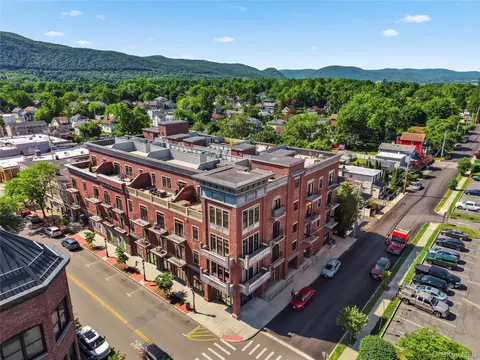 View/Area - 249 Main St #312, Beacon, NY 12508 photo 1 of 6