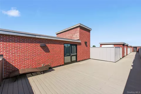 Exterior - 249 Main St #312, Beacon, NY 12508 photo 4 of 11