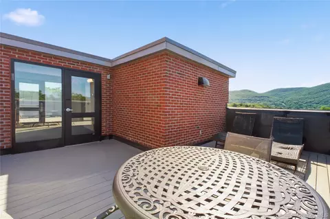 Exterior - 249 Main St #312, Beacon, NY 12508 photo 3 of 11
