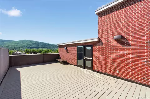 Exterior - 249 Main St #312, Beacon, NY 12508 photo 8 of 11