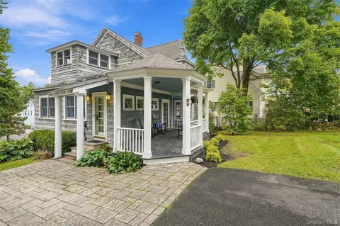 Exterior - 27 Clinton St, Cornwall, NY 12518 photo 2 of 8