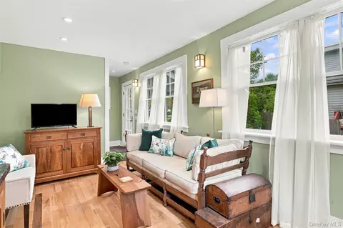 Living - 27 Clinton St, Cornwall, NY 12518 photo 1 of 1