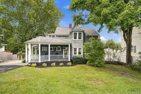 Exterior - 27 Clinton St, Cornwall, NY 12518 photo 1 of 8