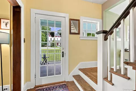 Entry Way - 27 Clinton St, Cornwall, NY 12518 photo 1 of 3