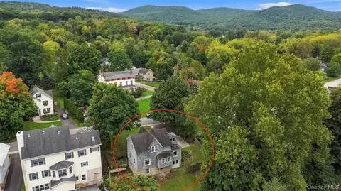 View/Area - 27 Clinton St, Cornwall, NY 12518 photo 2 of 3