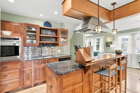Kitchen - 27 Clinton St, Cornwall, NY 12518 photo 4 of 8