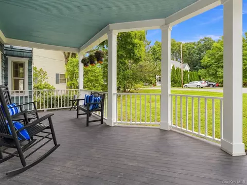 Exterior - 27 Clinton St, Cornwall, NY 12518 photo 6 of 8