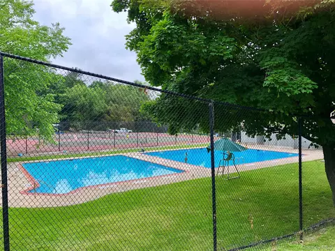 Exterior - 25 Villa Dr, Peekskill, NY 10566 photo 5 of 5
