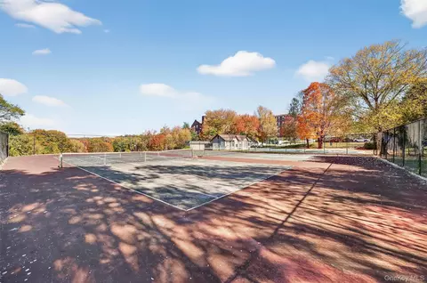 Exterior - 25 Villa Dr, Peekskill, NY 10566 photo 4 of 5