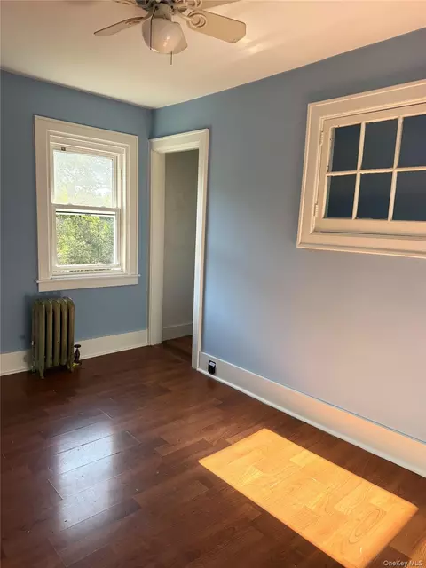 Bedroom - 5 Crest Pl, Greenburgh, NY 10523 photo 6 of 8