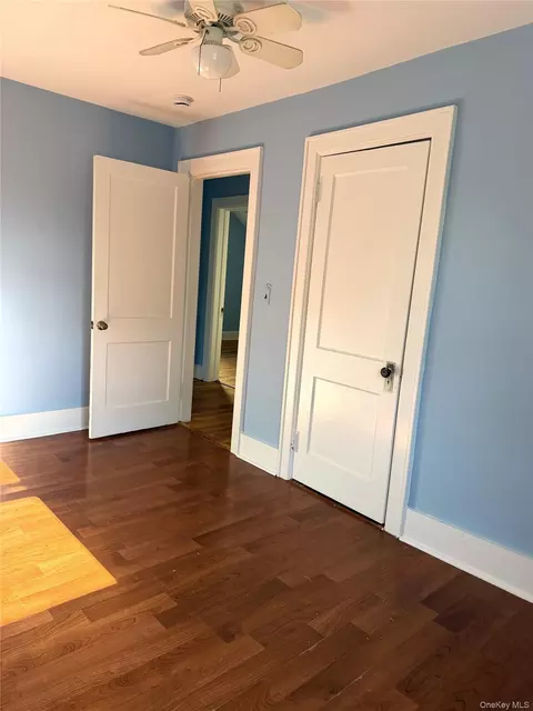 Bedroom - 5 Crest Pl, Greenburgh, NY 10523 photo 7 of 8